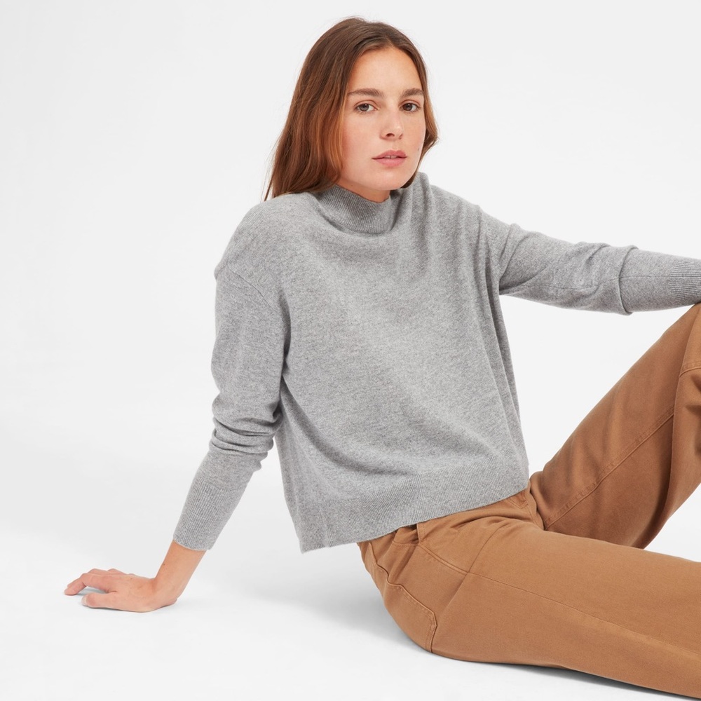 Cashmere crop mock neck